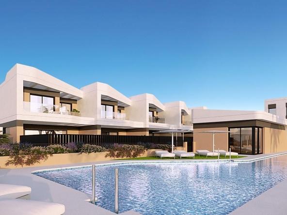 Townhouses overlooking Alicante Golf with modern designs and nearby beach access.